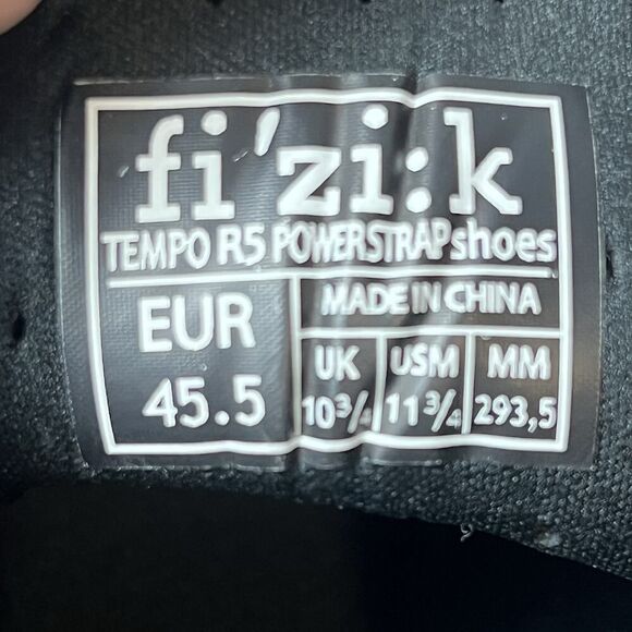 Fizik Tempo Powerstrap Cycling Shoes R5 Road Shoes Black Mens Size US 11-3/4 New - Picture 11 of 11